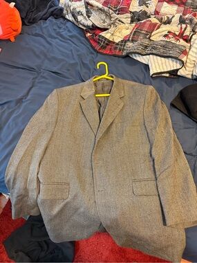 Classic Men's Gray Herringbone Sport Coat Blazer